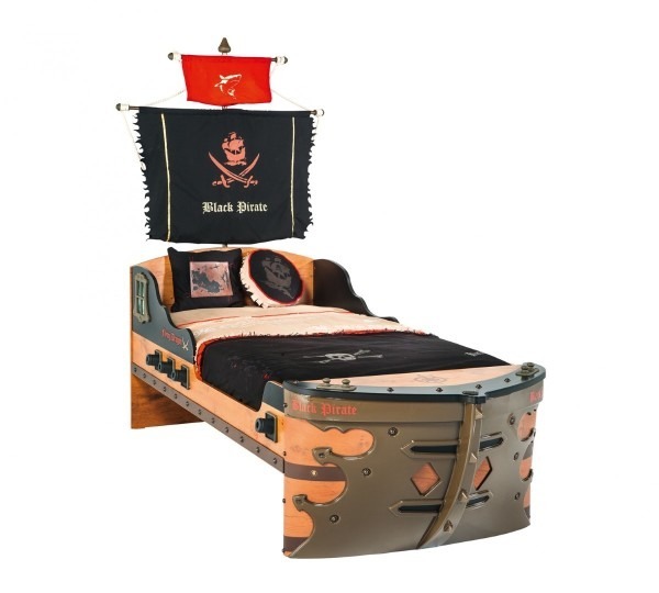 Black-Pirate-S-Ship-Bed1