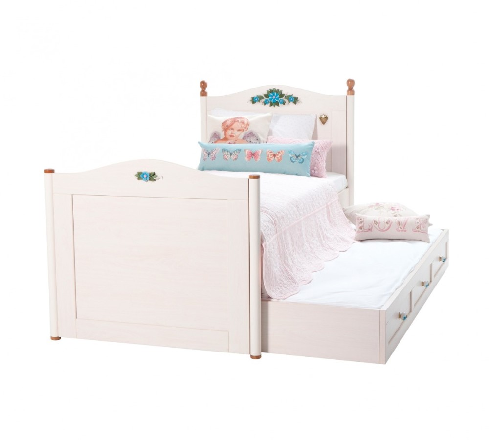 Flora-Pull-out-Bed1